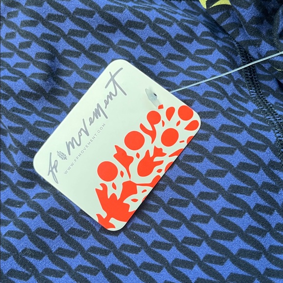 FP Movement Never Better Graphic Leggings S NWT - Picture 6 of 10